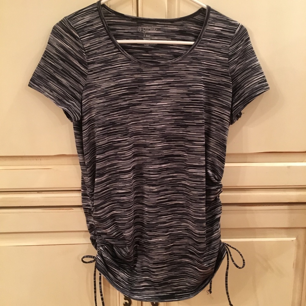 Maternity activewear